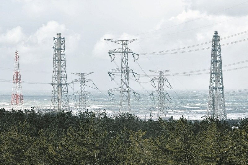 10月から電気代15％アップ　政府の補助金終了、送配電網料金引き上げで　ガス代も13％増