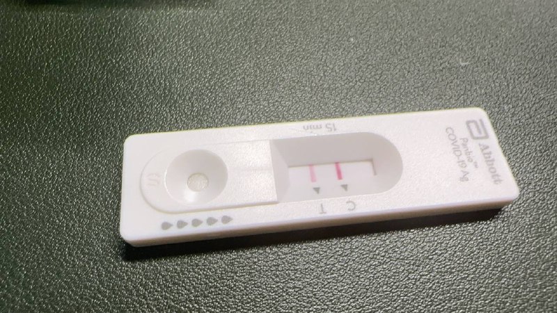 这下子真阳了，39.3°目前症状是发烧，嗓子疼，开始咳痰