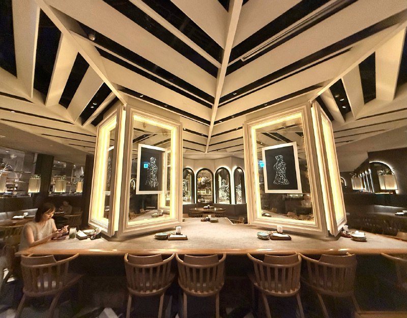 今日餐厅环境感觉不错的样子🤓