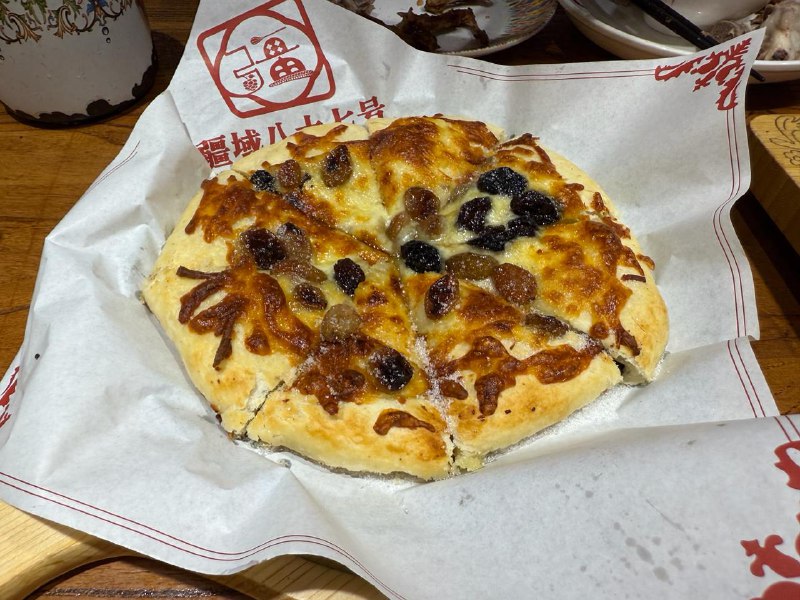 #Food #Life 今个月有20多天都在新疆自驾旅行，品尝了不少当地美食，不由得感叹新疆的美食实在是太好吃了😊本周美食就在这里挑选几种有代表的写下来给大家参考