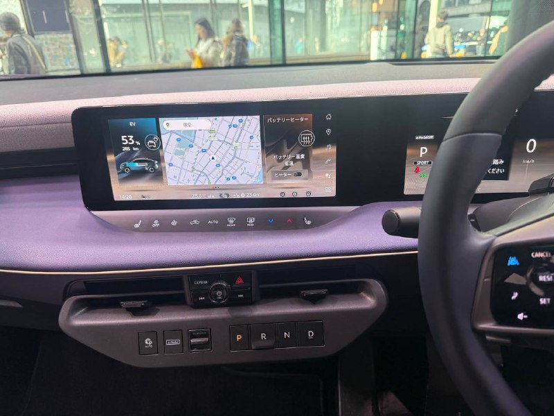 这尼桑电车换挡怎么也改成按钮了🤣