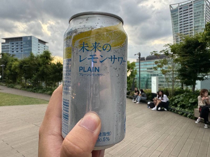 喝上新出的🍋了喝上新出的🍋了