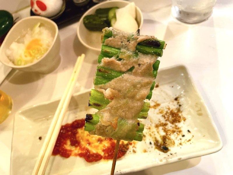 #日本探店 #美食⭐️鳥はな(日本烧鸟店)📍〒160-0022 Tokyo, Shinjuku City, Shinjuku, 5 Chome−18−18 鳥はな今天为大家介绍的是位于新宿三丁目的烧鸟专门店鳥はな