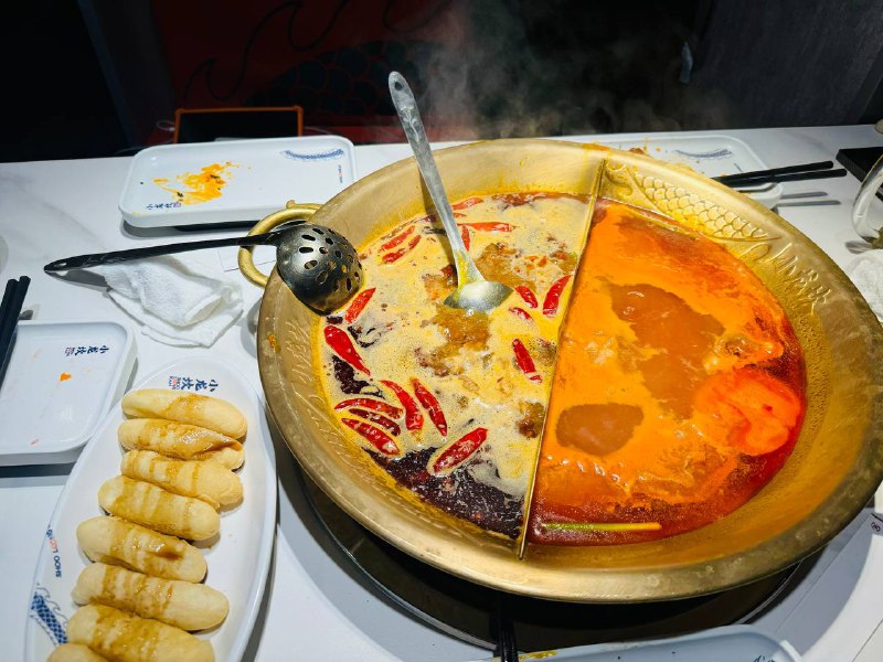 和群友吃上小龙坎了