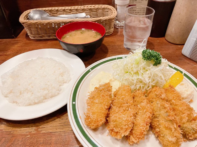 カキフライ真的好吃🤪