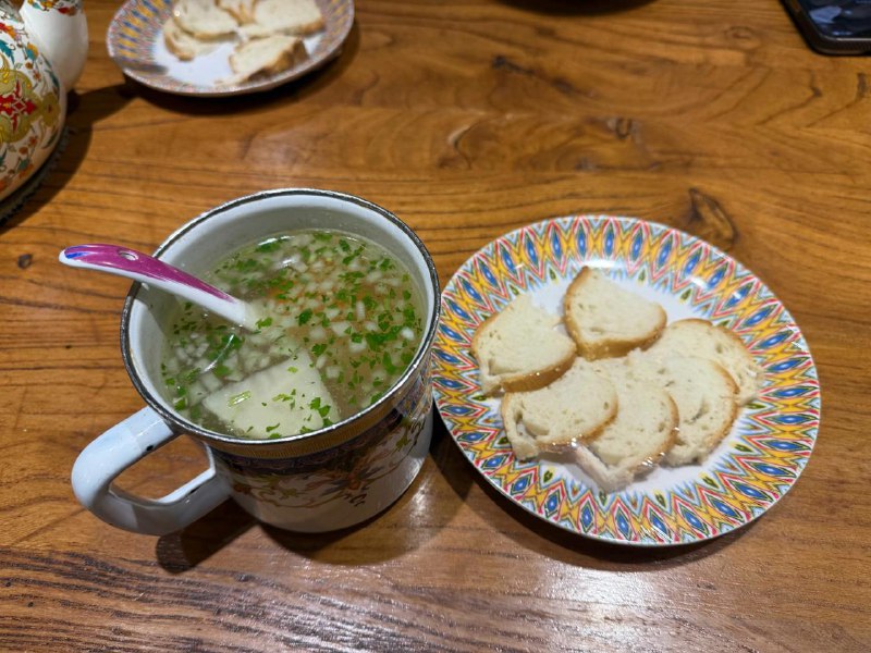 #Food #Life 今个月有20多天都在新疆自驾旅行，品尝了不少当地美食，不由得感叹新疆的美食实在是太好吃了😊本周美食就在这里挑选几种有代表的写下来给大家参考
