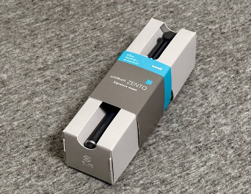 ZENTO系列是三菱号称开发六年的圆珠笔，是次世代の水性ボールペン😁这款签字版ZENTO（Signature model）是今年的日本断货王，直接被我全款拿下👍