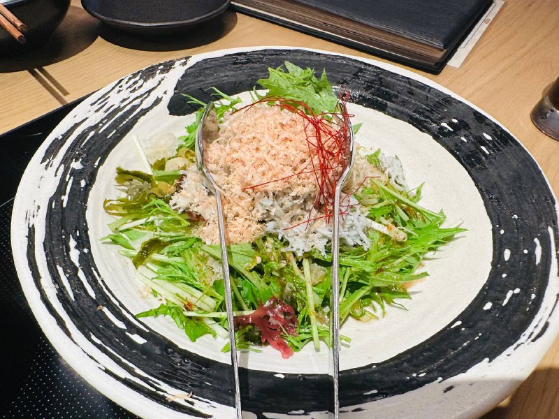 #Food #Life #美食⭐️博多もつ鍋 おおやま📍〒812-0013 福岡県福岡市博多区博多駅東２丁目１−１ ２F虽然日本料理中有各式各样的锅物料理，但其中的“牛肠锅”却是作为福冈名物而广为人知