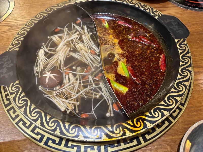 不看了，还是得吃饭