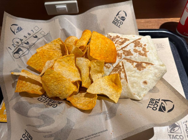 穷的只能吃taco了😭