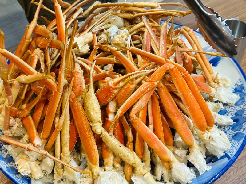 连着干两天螃蟹腿放题了🤣