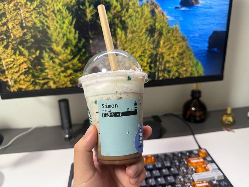 我这史努比怎么跟网上的不一样只有名字是史努比🤡🤡🤡巧克力味儿的还可以，还是一贯的齁甜