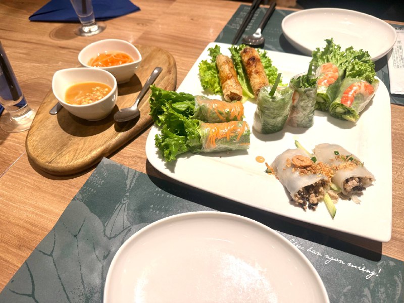 今日菜系越南菜大杂烩必须特地在晚上发出来 效果翻倍今日菜系越南菜大杂烩必须特地在晚上发出来 效果翻倍