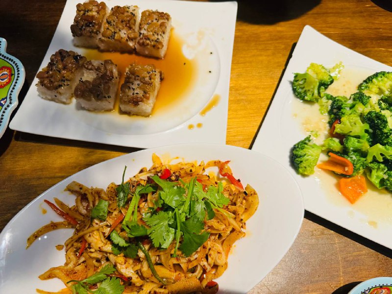 我跟中介穷的只能多吃素菜了🤣