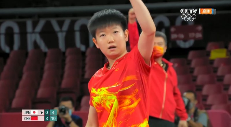 中国队赢了！孙颖莎4比0拿下半决赛，击败日本选手伊藤美诚！和中国队陈梦一同晋级女单决赛，包揽女单金牌和银牌！