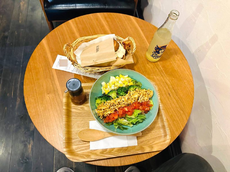 兄弟们给鸡谢罪来了😊店名叫 鶏に謝れ