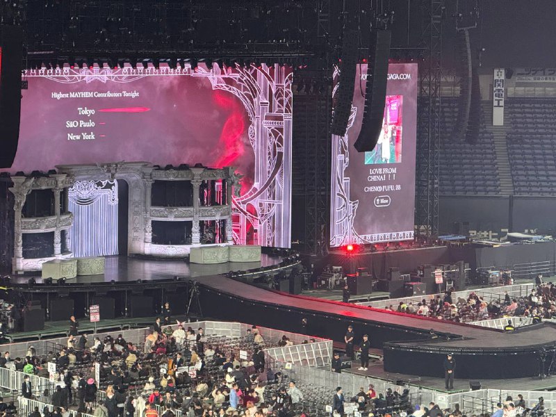 小看一下Ladygaga演唱会小看一下Ladygaga演唱会