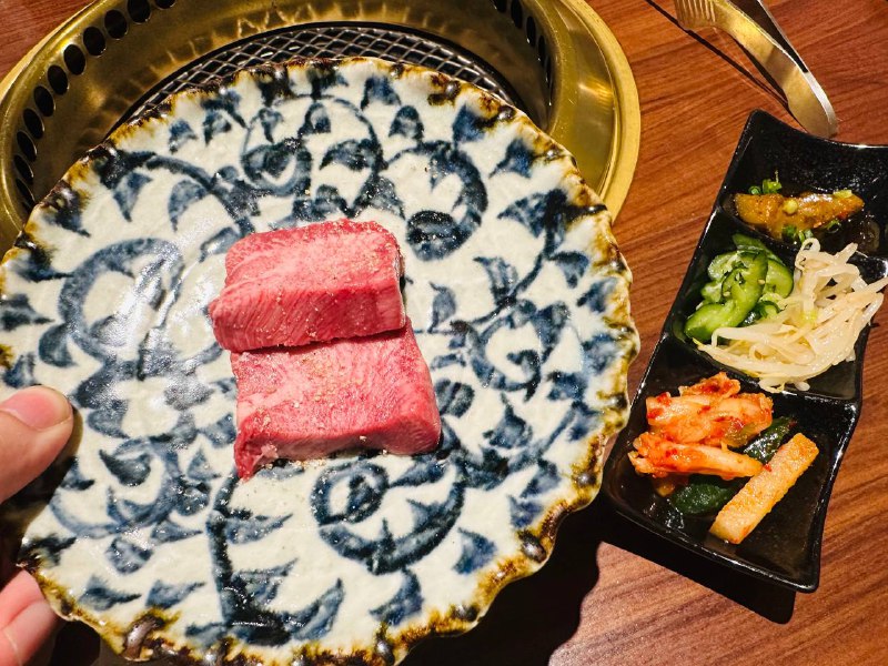 来点牛肉塔塔来点牛肉塔塔