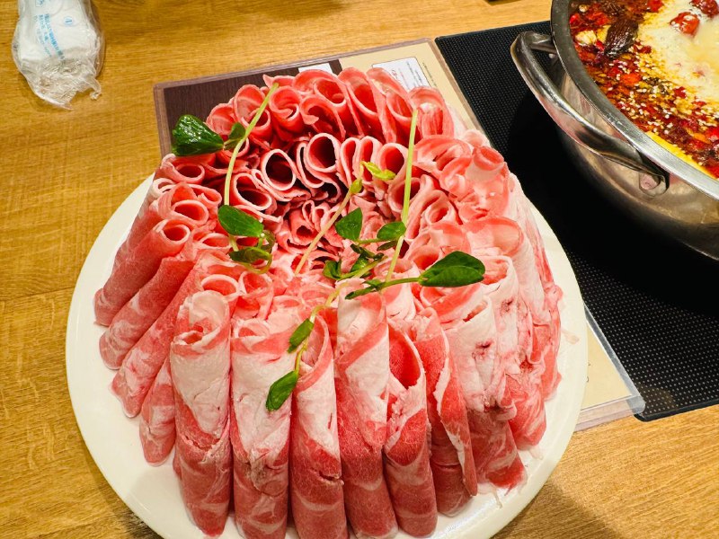 日本小肥羊这肉味道不错日本小肥羊这肉味道不错
