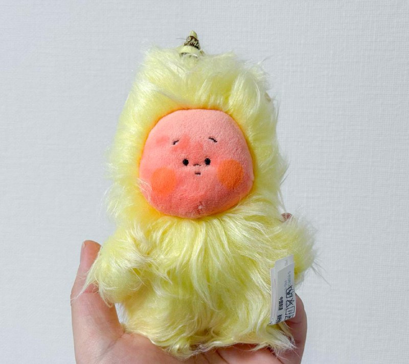 官网的星星人 🆚 我收到的星星人我的星星人怎么不像是被风吹了，倒像是烫头了🧐官网的星星人 🆚 我收到的星星人我的星星人怎么不像是被风吹了，倒像是烫头了🧐