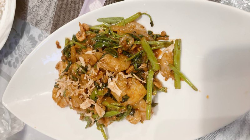 ⭐️Layang Layang (ラヤンラヤン)📍〒170-0004 Tokyo, Toshima City, Kitaotsuka, 2 Chome−6−8 佐川ビル １F今天为大家介绍的是位于东京都的马来西亚料理ラヤンラヤン