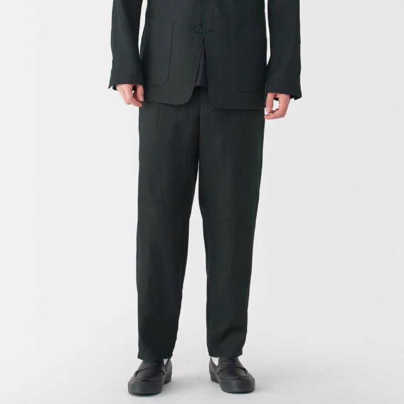 #好物MUJI这条亚麻裤子真好穿，四处漏风（褒义词），真凉快🤓