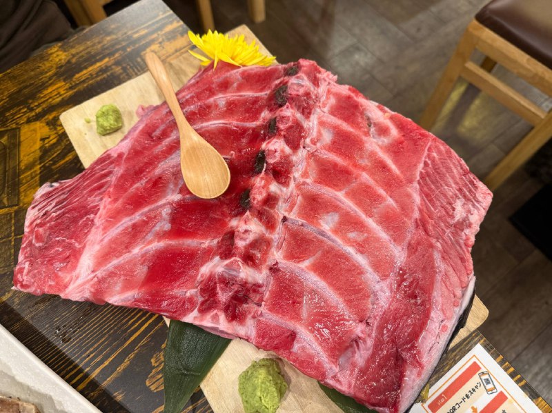 今天是金枪鱼边角料盛宴+菠萝气泡酒🍺今天是金枪鱼边角料盛宴+菠萝气泡酒🍺