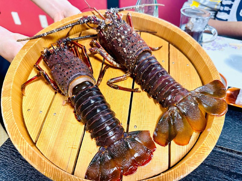 今天来伊勢吃伊勢エビ🦞今天来伊勢吃伊勢エビ🦞