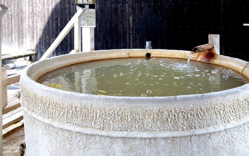 大山里的日归温泉真不错，仅需500元