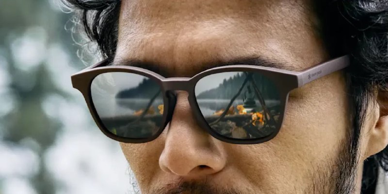 今年雪峰和JINS的联名比去年好看多了，还有チタン合金的款式，需要的可以看看