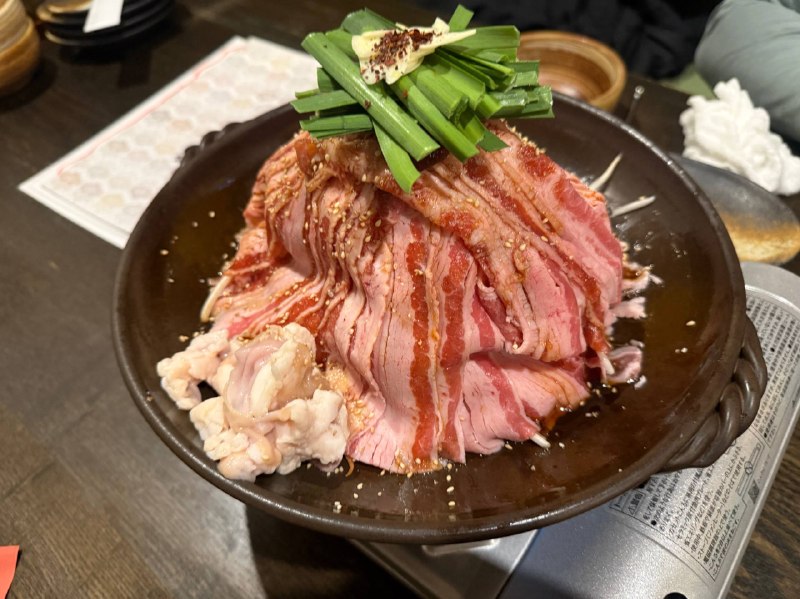 3300日元的双人牛肉锅