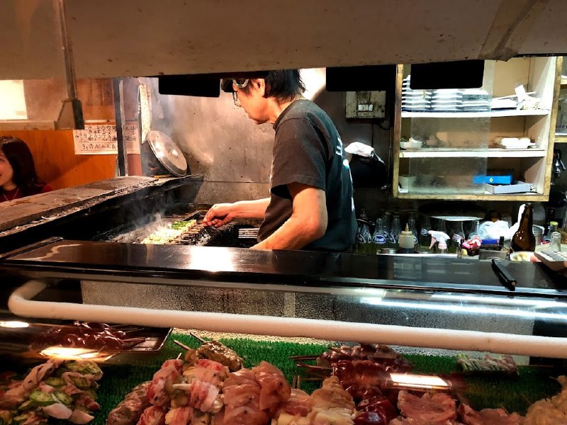 #日本探店 #美食⭐️鳥はな(日本烧鸟店)📍〒160-0022 Tokyo, Shinjuku City, Shinjuku, 5 Chome−18−18 鳥はな今天为大家介绍的是位于新宿三丁目的烧鸟专门店鳥はな