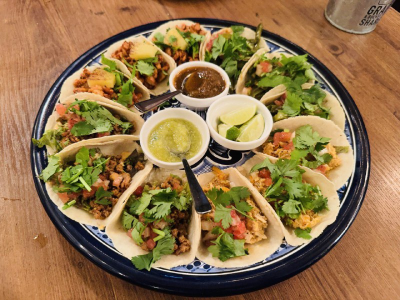 #Food #Life #美食⭐️ 渋谷メキシカン カサデサラサ📍〒150-0043 Tokyo, Shibuya City, Dogenzaka, 2 Chome−25−5 島田ビル 2F今天为大家介绍的是位于东京都渋谷的墨西哥料理店