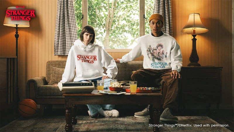 #潮流可能是最后一个知道GU和怪奇物语联名的🥲看了看就剩双袜子有货了，只好安慰自己GU质量都很差了  