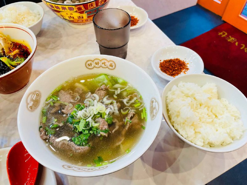 打卡新开的跷脚牛肉打卡新开的跷脚牛肉