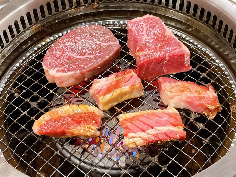 深夜放毒和牛放题🐶深夜放毒和牛放题🐶