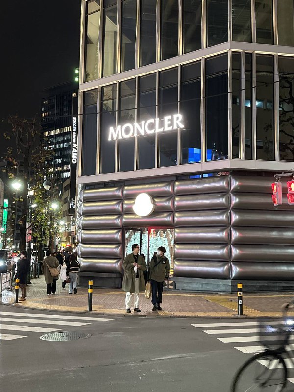 这 Moncler 看着就暖和