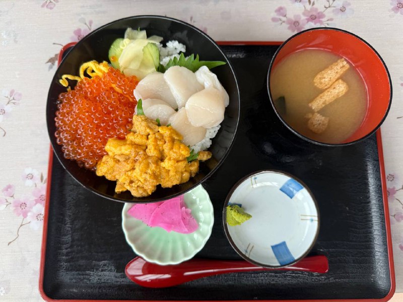 简单吃个海鲜饭还是乡下便宜仅需3000