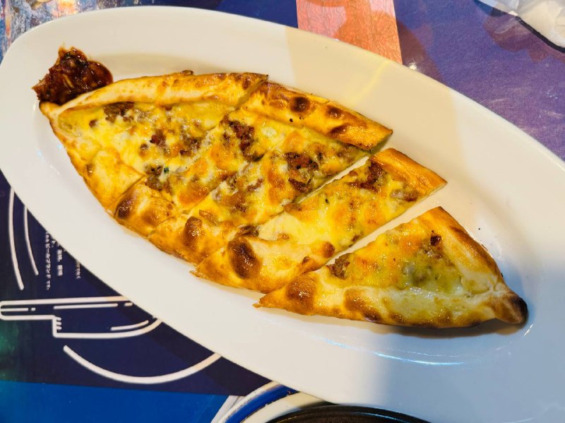 #美食定期和群友聚餐🤣这回是新宿的一家土耳其料理第一次吃土耳其烤肉以外的土耳其菜 还挺好吃的欢迎感兴趣的朋友加群👉🏻 @JapanChats#美食定期和群友聚餐🤣这回是新宿的一家土耳其料理第一次吃土耳其烤肉以外的土耳其菜 还挺好吃的欢迎感兴趣的朋友加群👉🏻 @JapanChats