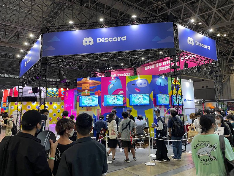 首先映入眼帘的是…