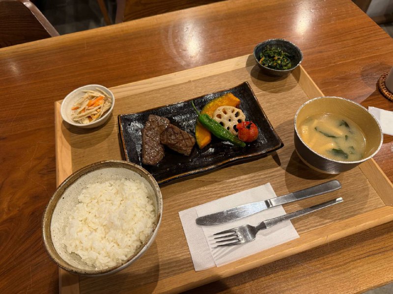 今日来点知床鹿肉尝尝😋