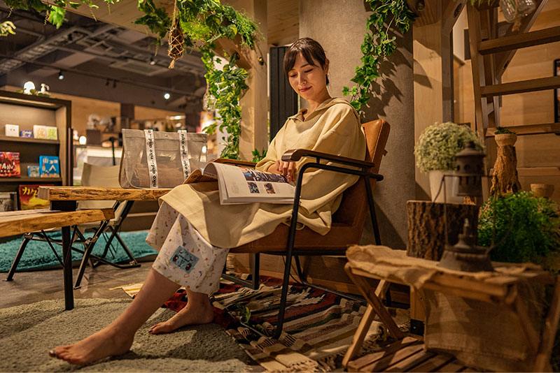#夜话东京半夜闲来无事，来熊谷市的一家名为“おふろcafé ハレニワの湯”的温泉泡汤