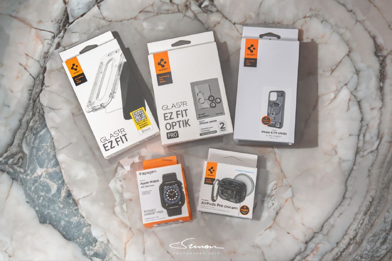 收到了Spigen日本送我的 iPhone 15 Pro手机壳😋强烈推荐大家试试Spigen的手机壳和耳机壳，立体设计超好看！感谢 @SpigenJapan 提供商品！商品链接 