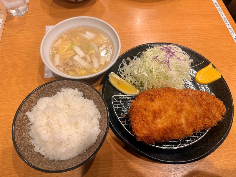 品尝60年历史的炸猪排老店