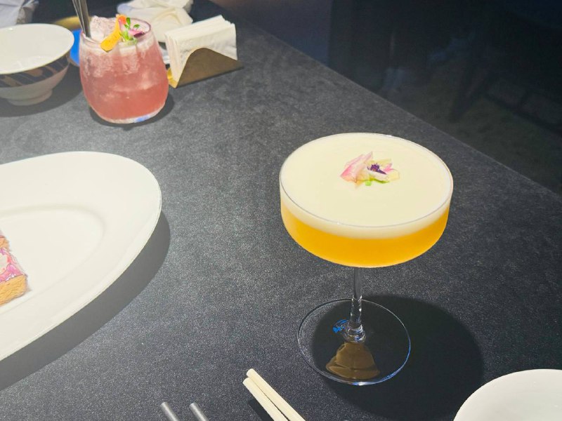 说想吃烤鸭朋友领着1000多块吃了十片烤鸭🤣说想吃烤鸭朋友领着1000多块吃了十片烤鸭🤣