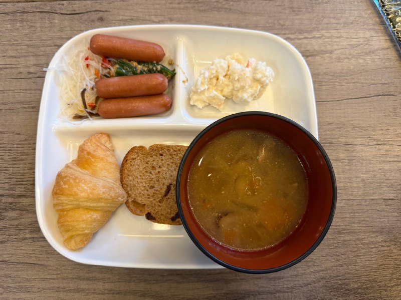 经典日本酒店免费早餐😂