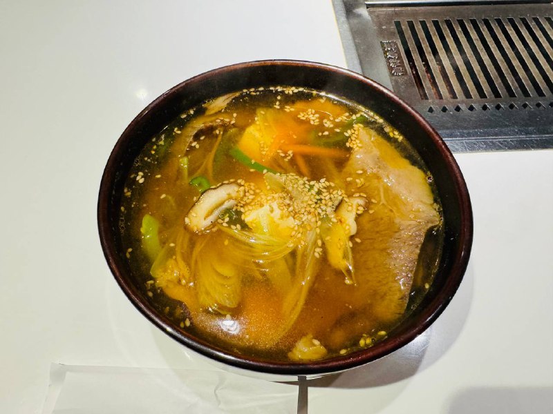 来盛冈吃冷面了🤣来盛冈吃冷面了🤣